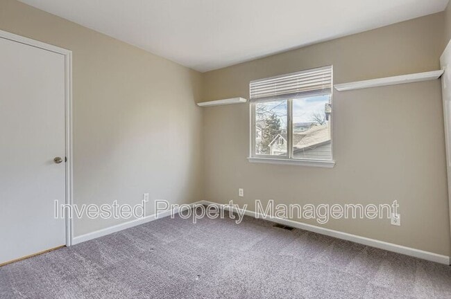 Building Photo - 9847 Sydney Ln