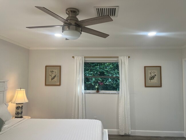 Building Photo - 9080 Peebles Rd