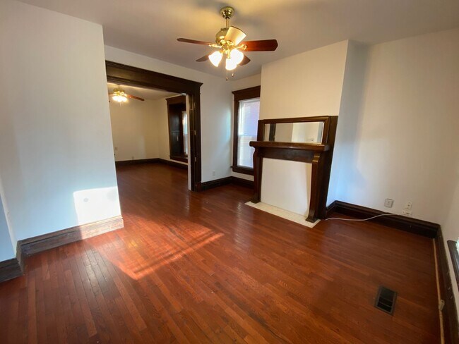 Building Photo - 1837 N 4th St