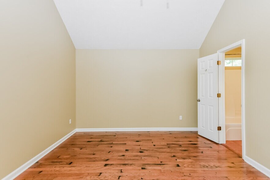 Building Photo - 7320 Horn Tavern Ct