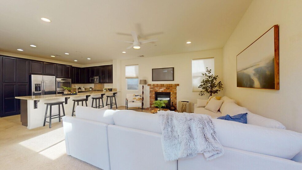 Building Photo - 28620 Vista Del Rio Dr