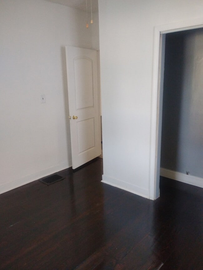 Building Photo - 1058 Cecil Ave