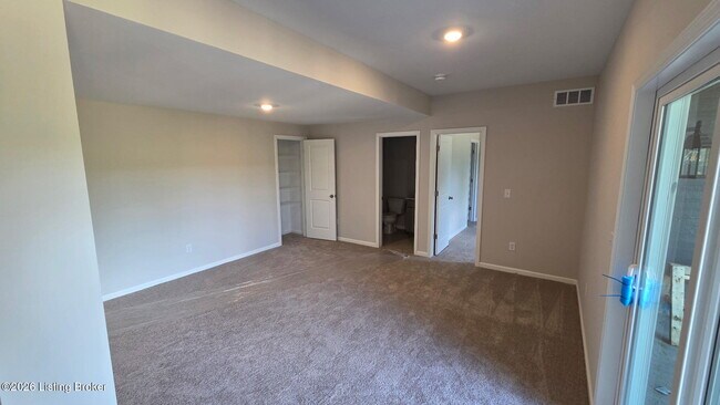 Building Photo - 18023 Ridgeline Pl