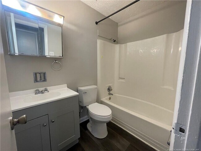 Building Photo - 323 Cadmium Ct