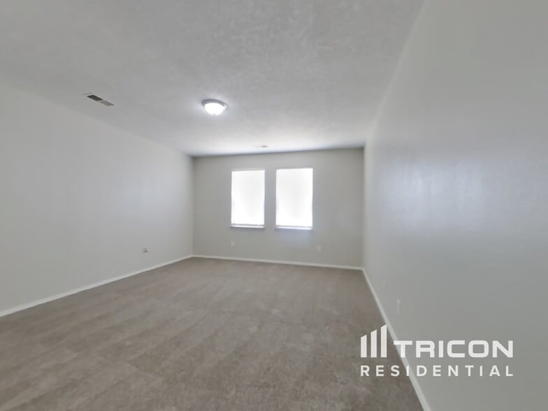 Building Photo - 3501 Sun Mesa St SW