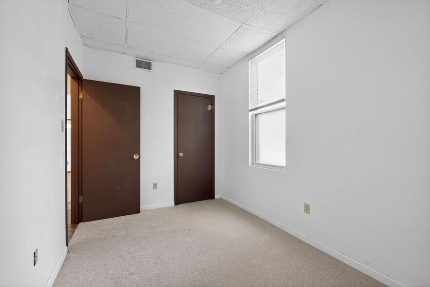 Building Photo - 1111 Ln Salle St