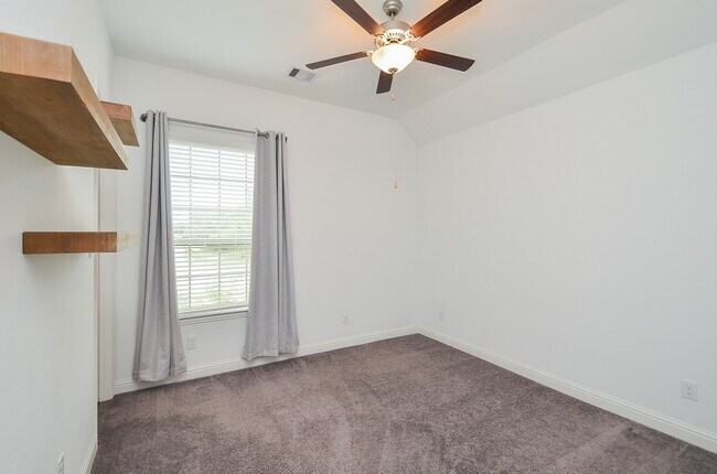 Building Photo - 6019 Verde Pl Ln