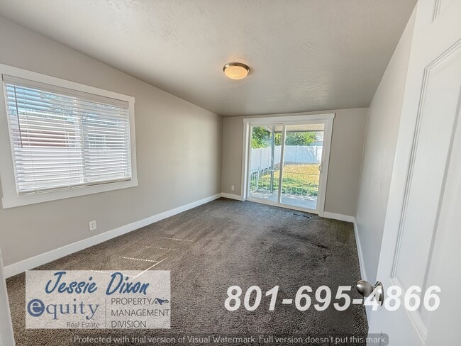 Building Photo - 760 E 1100 N