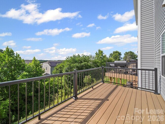 Building Photo - 9922 Oaklawn Blvd NW