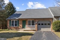 Building Photo - 12 Burr Oak Dr