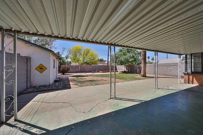 Building Photo - 63 W Windsor Ave