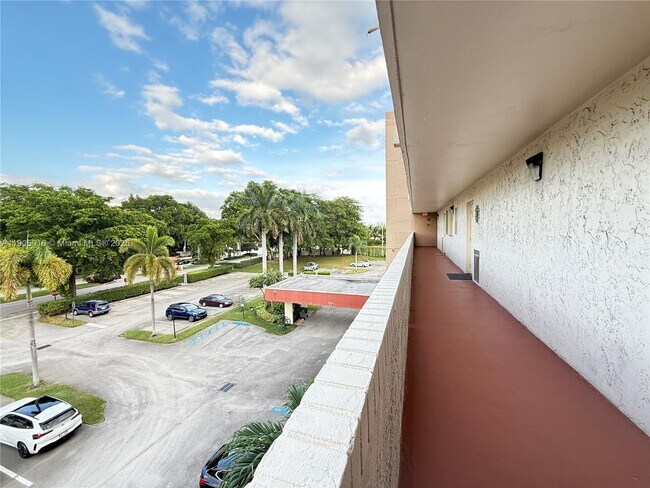 Building Photo - 8900 Washington St