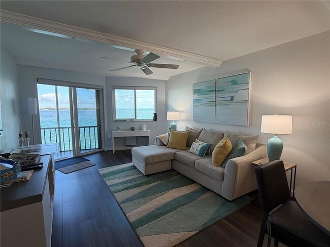 Building Photo - 775 John Ringling Blvd