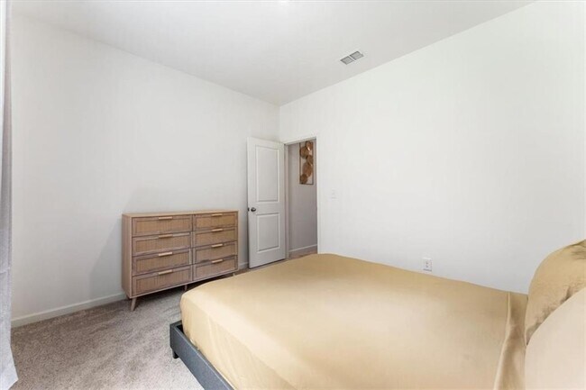 Building Photo - 2359 Argento Cir