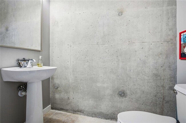 Building Photo - 855 Peachtree St NE