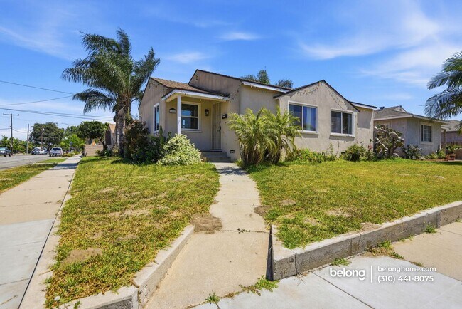 Building Photo - 7090 Lime Ave