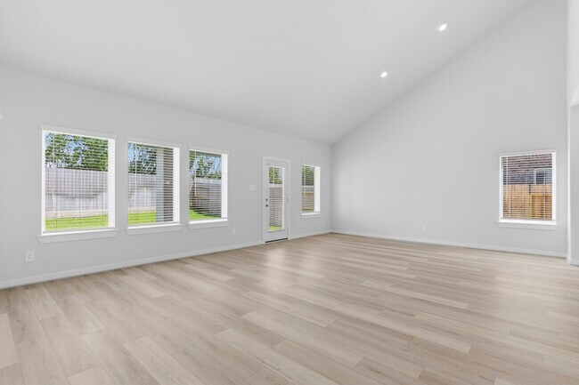 Building Photo - 5403 Kingdom Heights Blvd