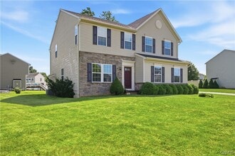 Building Photo - 101 Rising Crest Cir