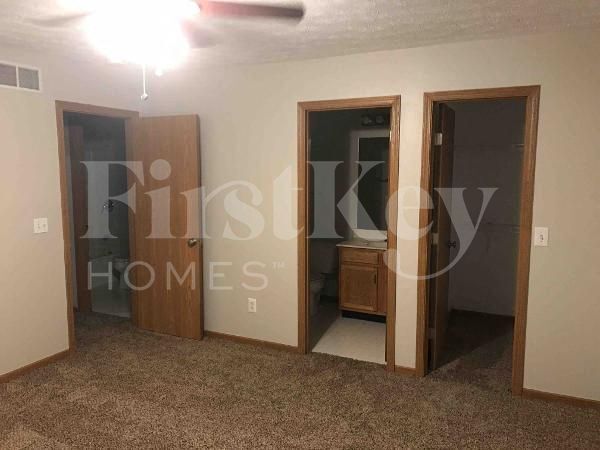 Building Photo - 1245 Holly Forge