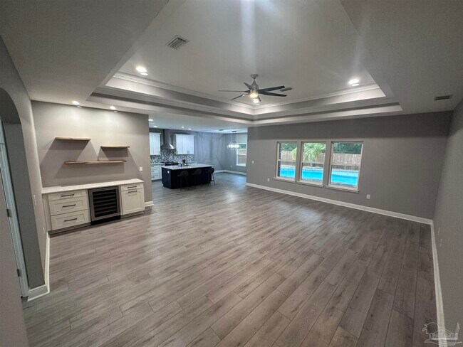 Building Photo - 4745 Dupont Cir