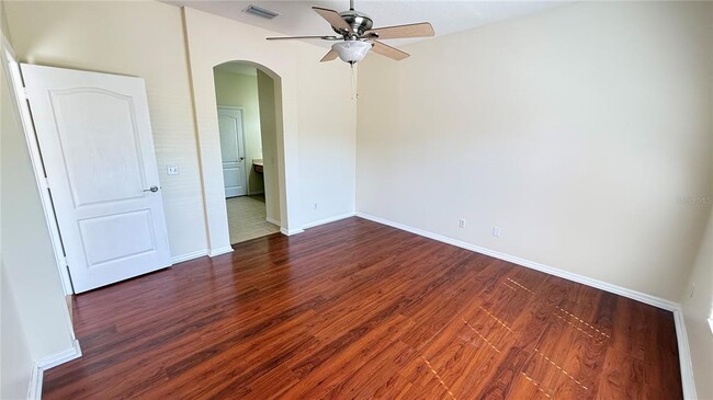 Building Photo - 8906 Iron Oak Ave