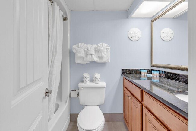 Building Photo - 3548 Alexandria Ave