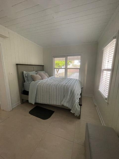 Building Photo - 1008 2nd St