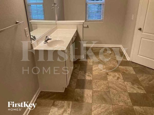 Building Photo - 6819 Ware Rd