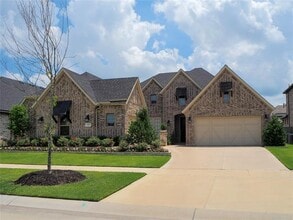 Building Photo - 1310 Sunflower Ave