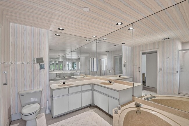 Building Photo - 5310 Fountains Dr S