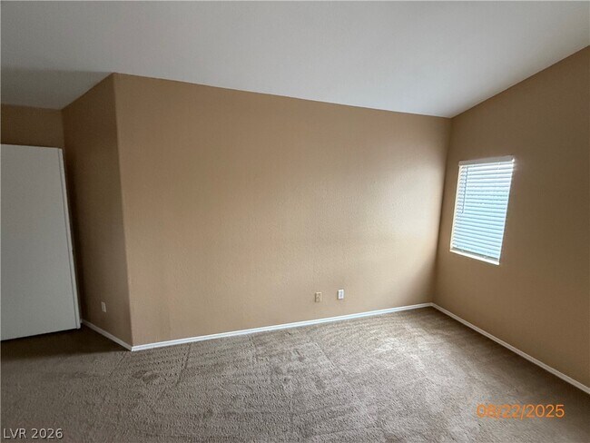 Building Photo - 922 Prairie Grass Dr