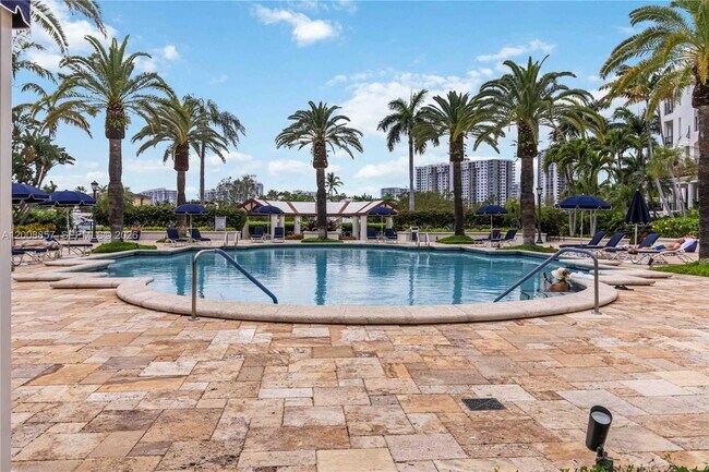 Building Photo - 3700 Island Blvd