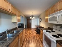 Building Photo - 1 bed, 1 bath close proximity to downtown!