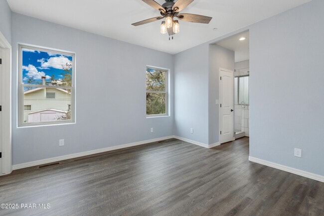 Building Photo - 305 Remington Trail