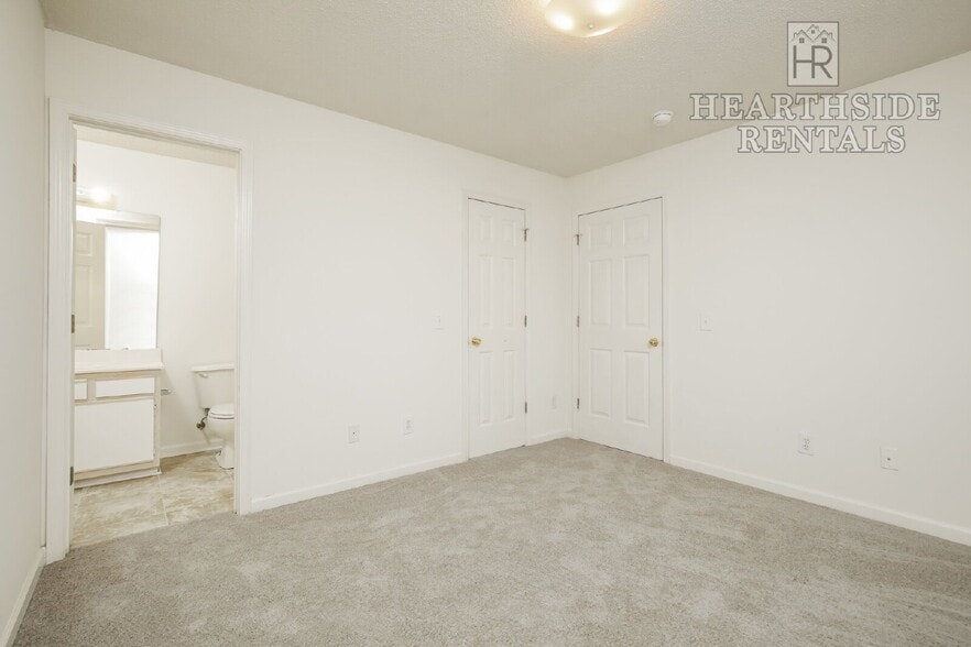 Building Photo - 330 Brownlea Dr