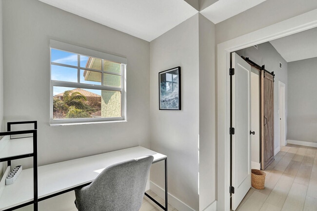 Building Photo - 1805 Mainsail Cir