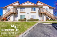 Building Photo - Charming 2Bdm 2Ba Upstairs Condo in a Prim...