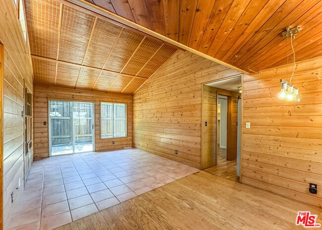 Building Photo - 3124 Veteran Ave