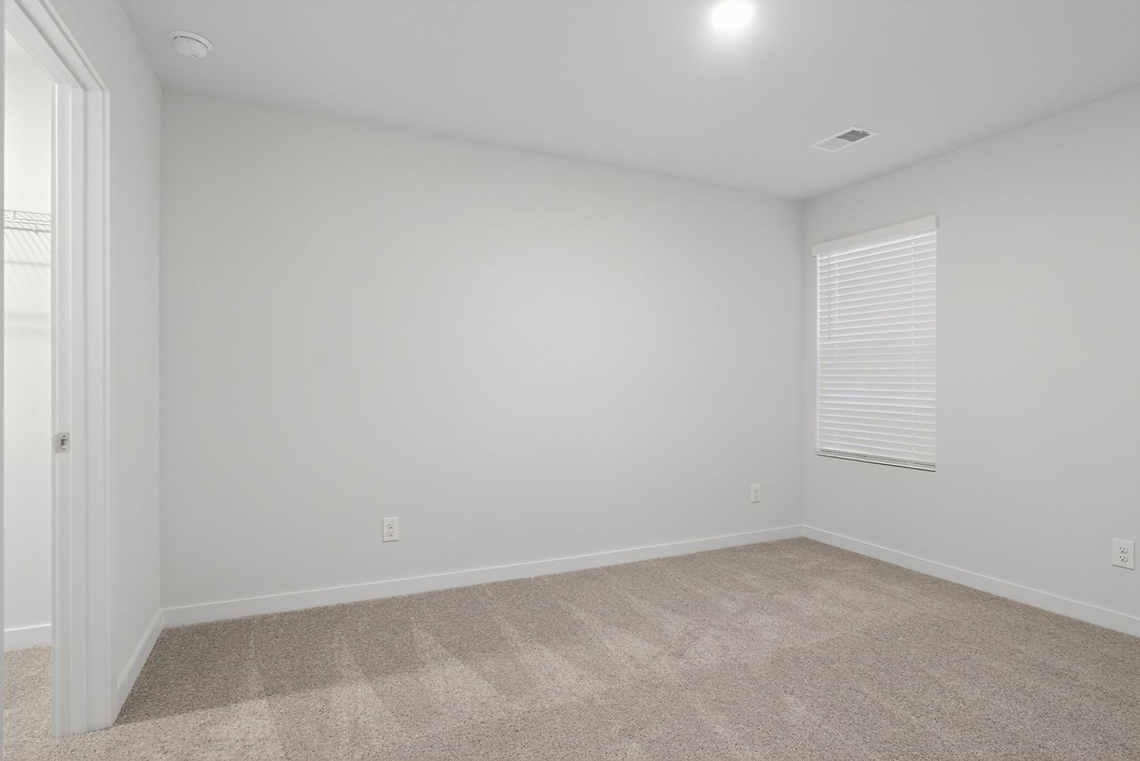 Building Photo - 1731 Harper Lily Ln