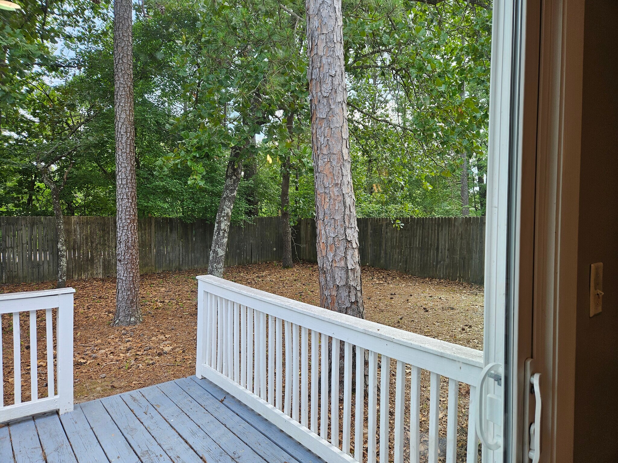 Building Photo - 182 Forestview Cir