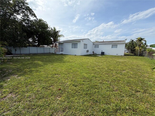 Building Photo - 510 NW 134th St