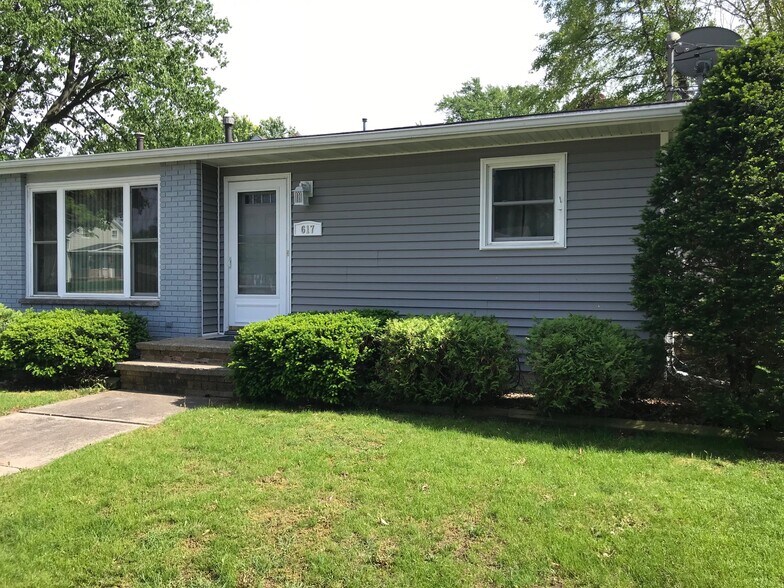 Building Photo - 617 Sterling Ave