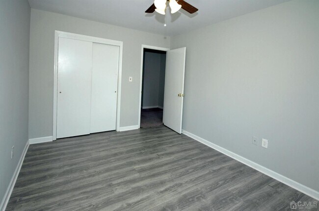 Building Photo - 1 Orchid Ct
