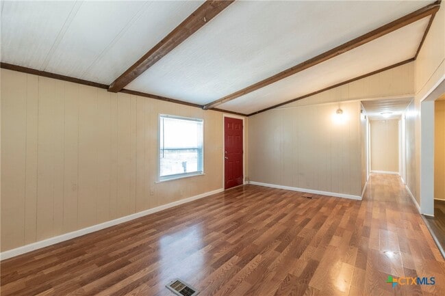 Building Photo - 5576 Helm Ln