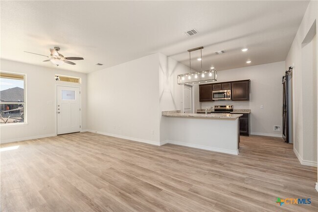 Building Photo - 103 Levi Ct