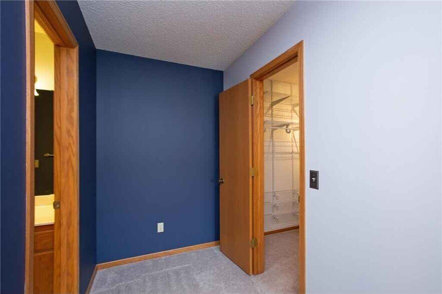 Building Photo - 14769 Endicott Way