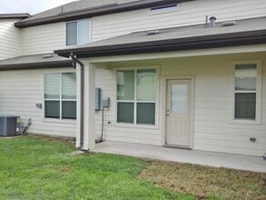 Building Photo - 9711 Floria Ct