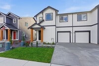 Building Photo - 1334 N Wilhelm Wy