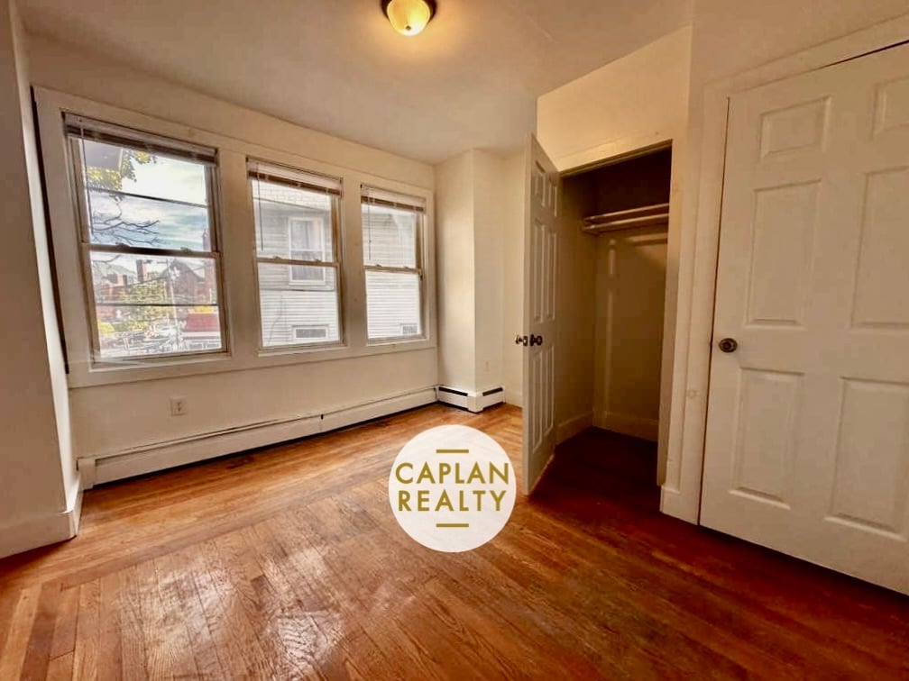 Building Photo - 2 Derby Ave