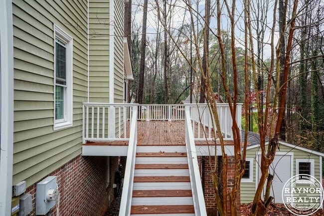 Building Photo - 810 Tacy Pl